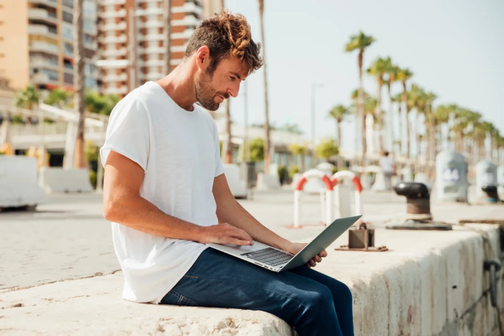 Nómada digital Barcelona residencia para teletrabajar legal
